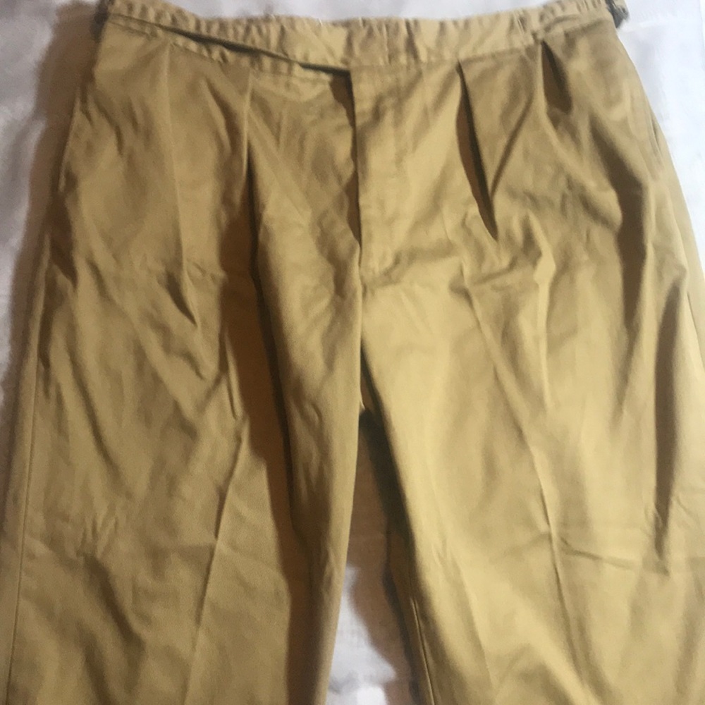 Bill Khakis excellent/like new condition